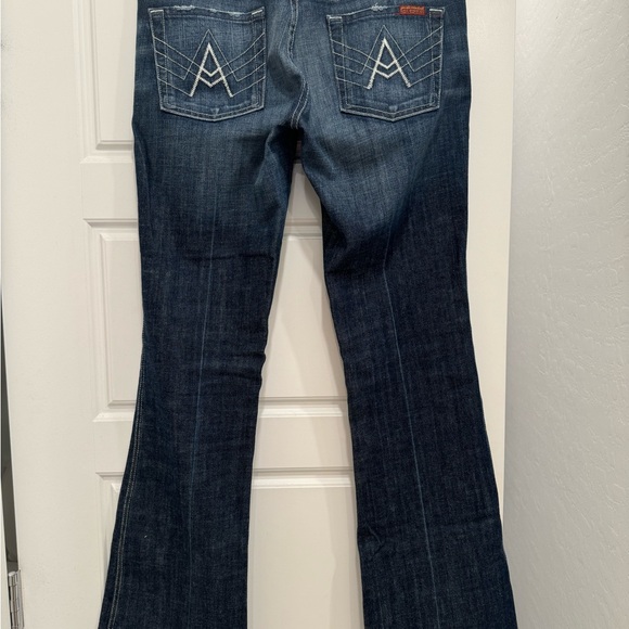 7 For All Mankind Jeans. Bootcut, dark denim, size 29. - Picture 4 of 5